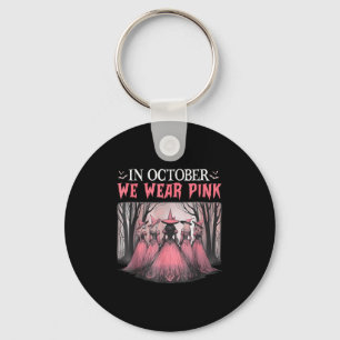 Retro Im Oktober tragen wir rosa Hexen-Brustkrebs Schlüsselanhänger