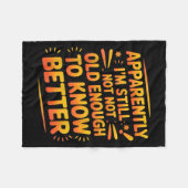 Retro I'm Still Not Old Enough To Know Better Vint Fleecedecke (Vorderseite (Horizontal))