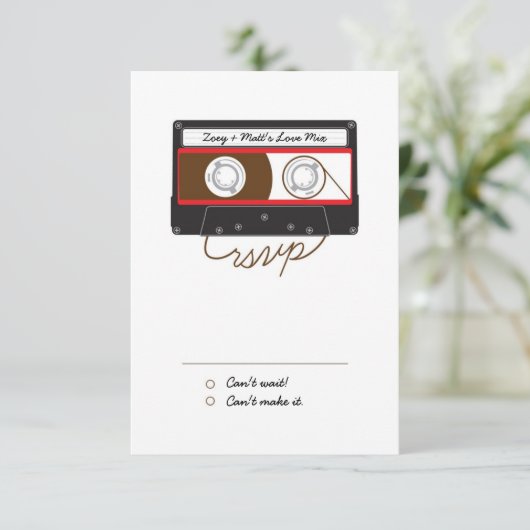 Retro Indie Mixtape Wedding Red, Black & White RSVP Karte (Stehend Vorderseite)