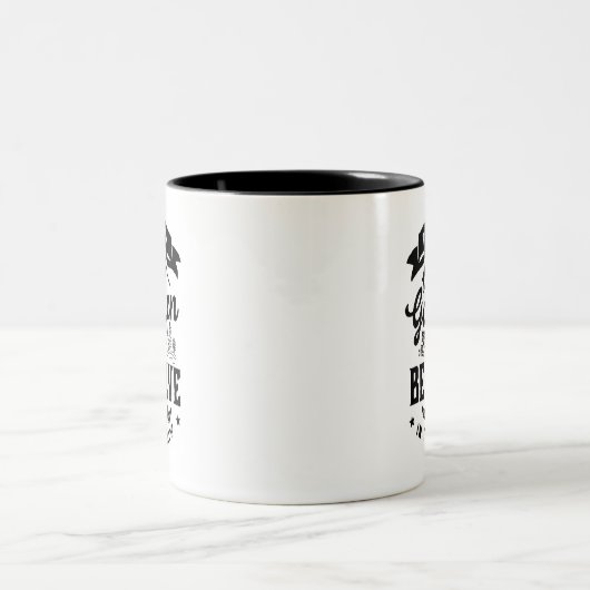 Retro Inspiration Gartengärtner und Bauer Zweifarbige Tasse (Mittel)