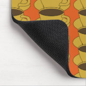Retro Kaffeetassen auf orange mousepad (Ecke)