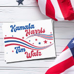 Retro Kamala Harris Tim Walz Blue Red Election Postkarte<br><div class="desc">Dieses niedliche Retro Kamala Harris Tim Walz Postcard mit Sternen und schweren Streifen in blau und rot für die USA. Ein cooles patriotisches amerikanisches Demokratiegeschenk in lustigem Vintagem Schriftart.</div>
