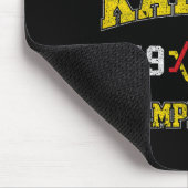 Retro Karate Vintag All Valley Karate Champio Mousepad (Ecke)