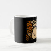 Retro karierter Halloween-Waschbär Kaffeetasse (Vorderseite Links)