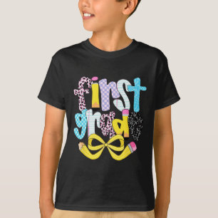 Retro-Karo-Lehrer der ersten Klasse zurück zur Sch T-Shirt