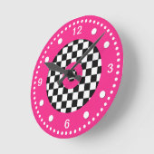 Retro-Karo und Hot-Pink-Wandklemme Runde Wanduhr (Winkel)