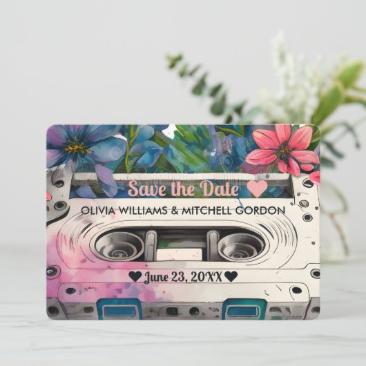 Retro-Kassette | Blumenhochzeit Datum speichern Einladung (Stehend Vorderseite)