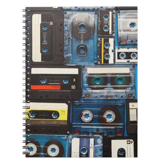Retro-Kassetten: Blue Background Vintag. Notizblock (Vorderseite)