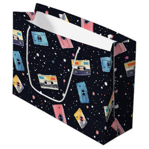 Retro-Kassetten im kosmischen Raum Große Geschenktüte