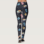 Retro-Kassetten im kosmischen Raum Leggings (Rückseite)