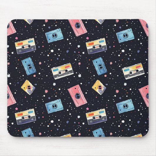 Retro-Kassetten im kosmischen Raum Mousepad (Vorne)