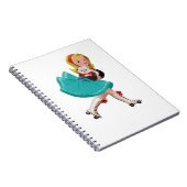 Retro kleines Mädchen auf Rollen Skate Notizblock (Rechte Seite)