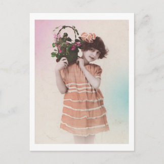 Retro Kleines Mädchen mit orangefarbenem Kleid Postkarte
