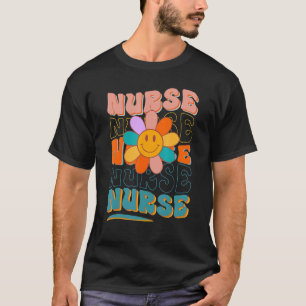 Retro KRANKENSCHWESTER Daisy Bunte Gänseblümchen-B T-Shirt