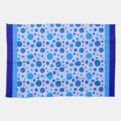 Retro-Kreise und Polka-Punkte in der Blues über Bl Geschirrtuch (Horizontal)
