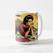 Retro Lady am Beach Daydreaming über Mode Kaffeetasse (VorderseiteRechts)
