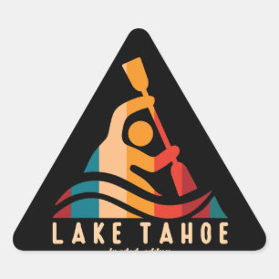 Retro Lake Tahoe Kayaking Dreieckiger Aufkleber