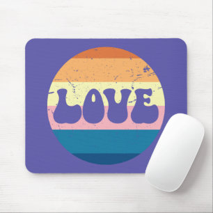 Retro-Liebe Typografie auf Vintagen Sonnenuntergan Mousepad