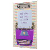 Retro lila Schreibmaschinen-Mitte- des Klemmbrett (Links)