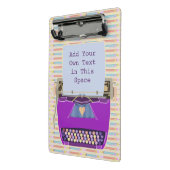 Retro lila Schreibmaschinen-Mitte- des Mini Klemmbrett (Gewinkelt2)