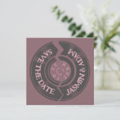 Retro Lila Vinyl Record Groovy Wedding Save The Date (Stehend Vorderseite)