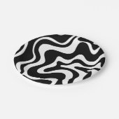 Retro Liquid Swirl Abstraktes Muster Schwarz & Wei Pappteller (Schrägansicht)