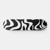 Retro Liquid Swirl Abstraktes Muster Schwarz & Wei Skateboard (Horizontal)