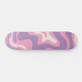 Retro Liquid Swirl Groovy Abstrakt Lila rosa Skateboard (Horizontal)