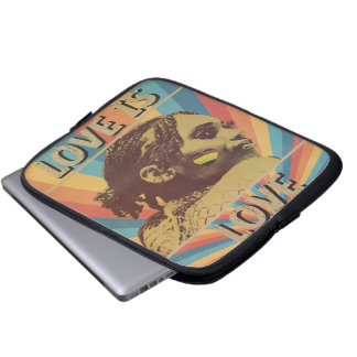 Retro Love is Love LGBTQ+ Stolz Laptopschutzhülle