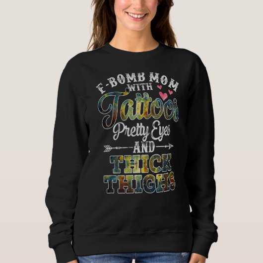 Retro-Mama der Bombe mit Tattoos, Hübsche Augen un Sweatshirt (Vorderseite)