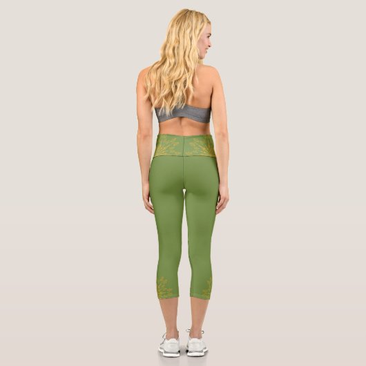 Retro Mandala Avocado High Waisted Capris (Rückseite)