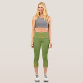Retro Mandala Avocado High Waisted Capris (Vorderseite)