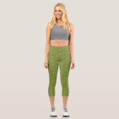 Retro Mandala Avocado High Waisted Capris (Vorderseite)