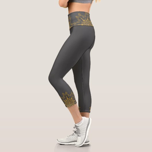 Retro Mandala Dusk High Waisted Capris (Links)