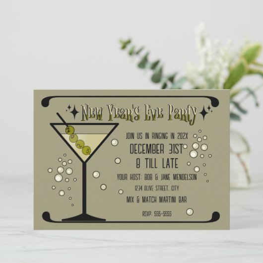 Retro Martini 2025 New Year's Eve Einladung (Stehend Vorderseite)