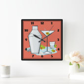 Retro Martini Cocktail Time Salmon Quadratische Wanduhr (Zuhause)