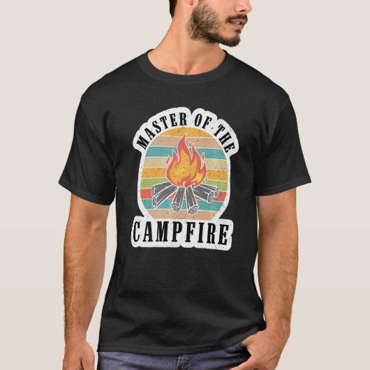 Retro Master of the Campfire Camping T-Shirt (Vorderseite)