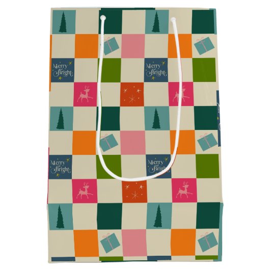 Retro Merry and Bright Christmas Wrapping Paper Mittlere Geschenktüte (Rückseite)