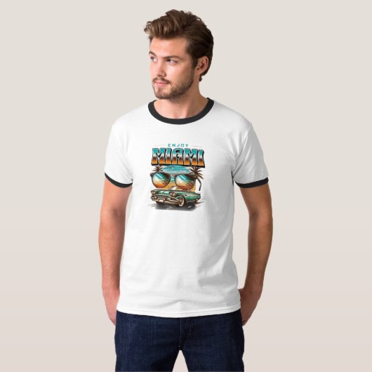Retro Miami Vibes mit klassischem Auto und Sunset  T-Shirt (Vorne ganz)