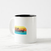 Retro Miami Zweifarbige Tasse (Vorderseite Links)