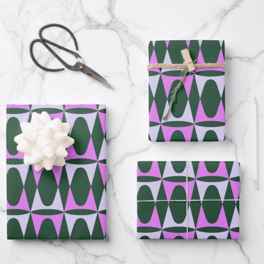 Retro Mid Mod Geometric Holiday Pattern Green Pink Geschenkpapier Set (Vorderseite)
