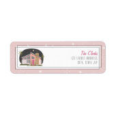 Retro Midjahrhundert Modernes Pink Weihnachtshaus (Vorne)