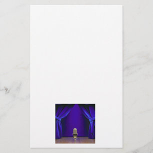 Retro Mikrofon auf Bühne Briefpapier