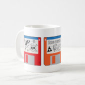 Retro-Millennial-Core-Disketten mit Labels Kaffeetasse (Vorderseite Links)