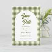 Retro Minimalist Olive green Arch Checker Wedding Save The Date (Stehend Vorderseite)