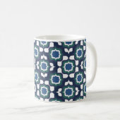 Retro-Mittelmeer-Blau-Weiß Kaffeetasse (VorderseiteRechts)