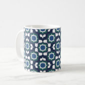 Retro-Mittelmeer-Blau-Weiß Kaffeetasse (Vorderseite Links)