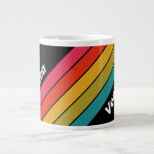 Retro Mitternachts-Regenbogen-Gestreift mit Namen Jumbo-Tasse (Vorderseite)
