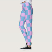 Retro Mod Abstrakt Checkerboard in Blau und Lila Leggings (Links)