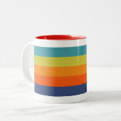 Retro Mod Beach Streifen Zweifarbige Tasse (Vorderseite Links)